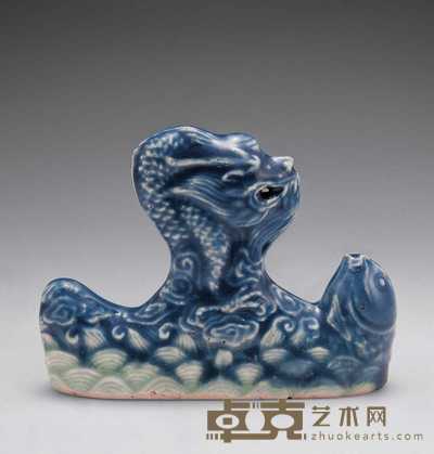 清雍正 青花鱼龙笔架 高9cm；长12cm